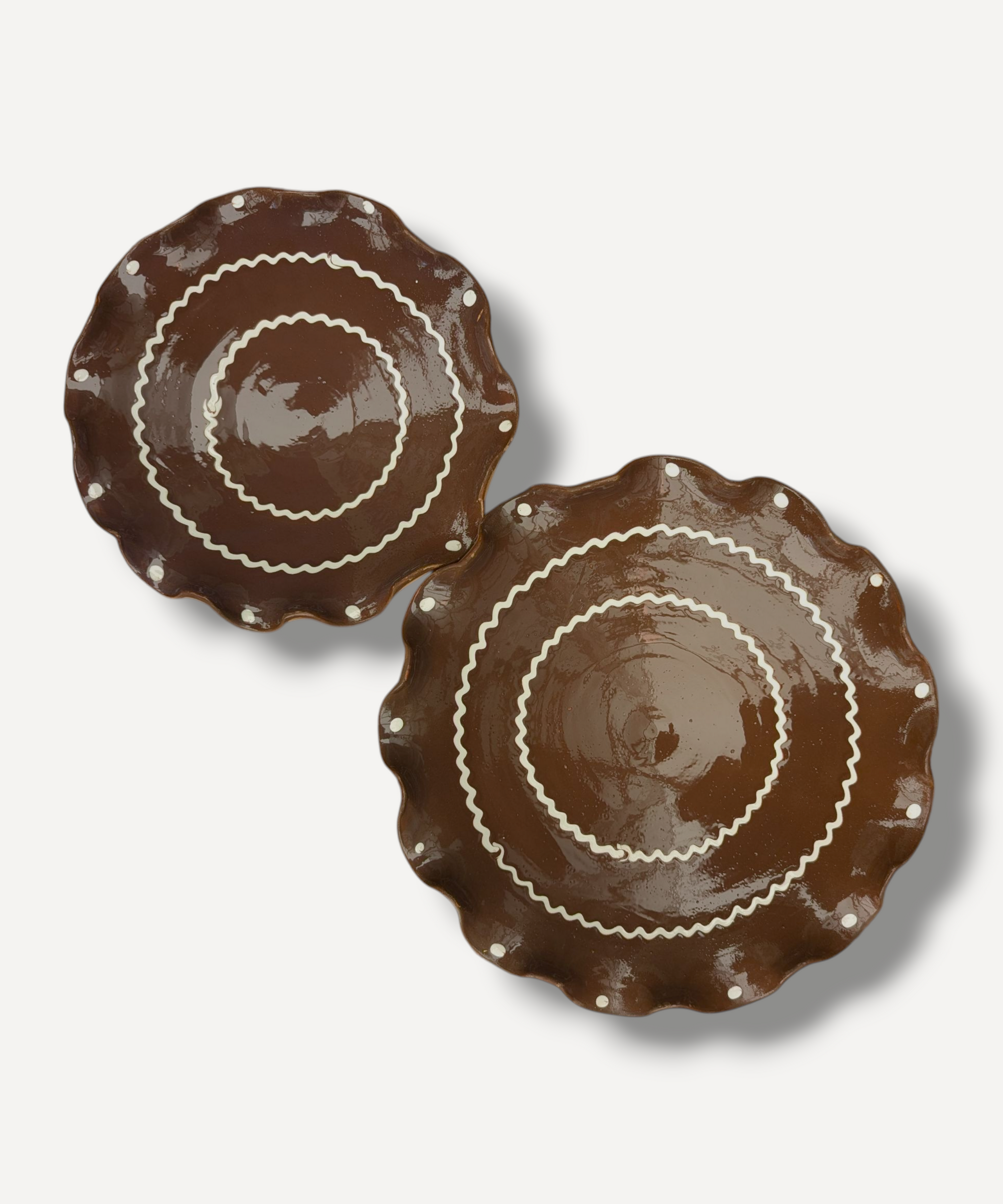 Preorder - Chocolate Brown – Large Ripple Serving Plate (25cm)