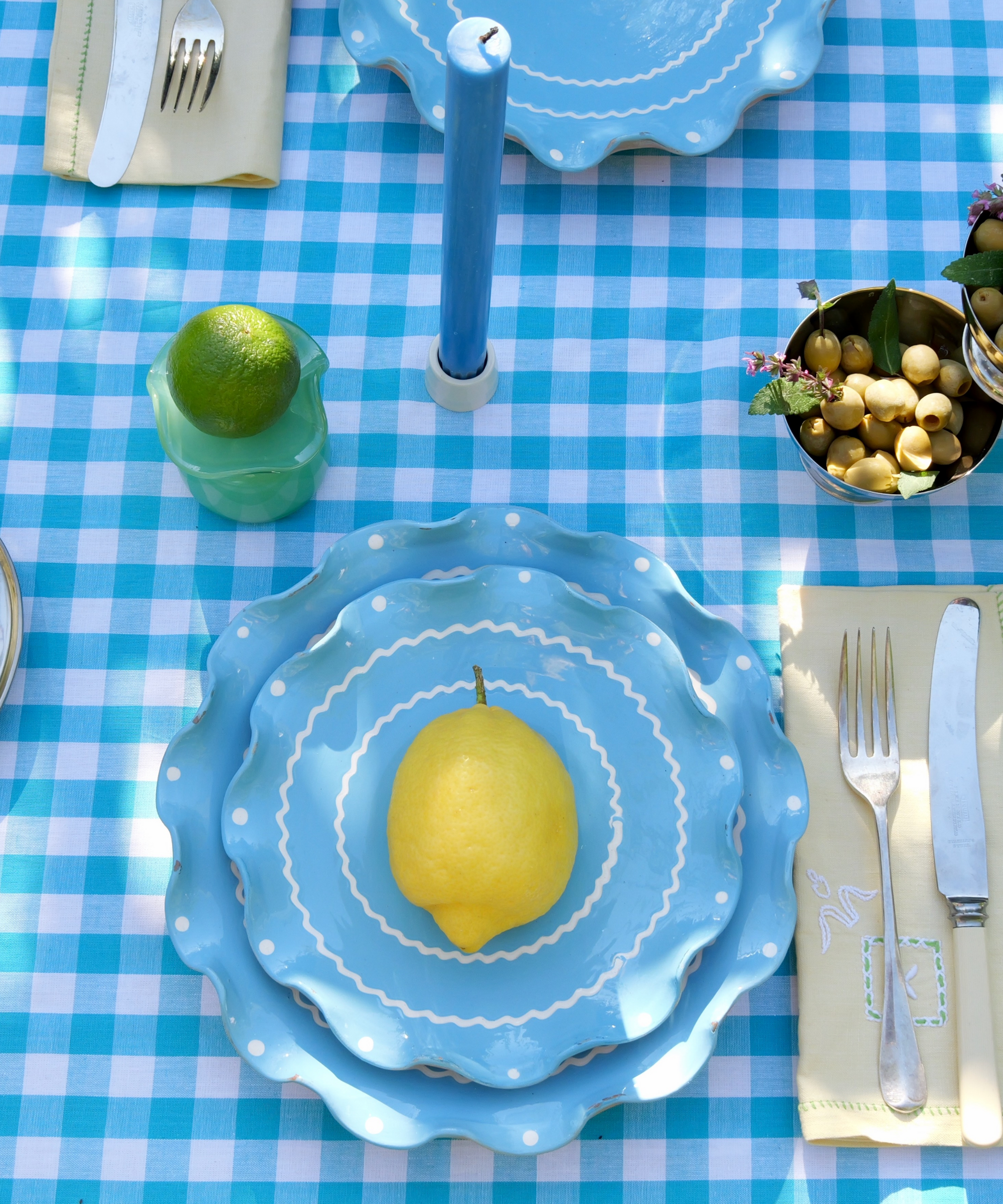 Sky Blue – Large Ripple Serving Plate (25cm)
