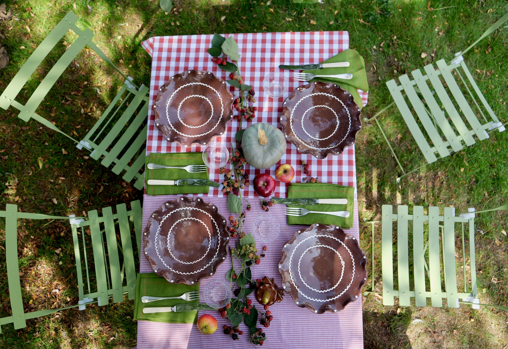 Traditional red gingham cotton tablecloth in patchwork design, 140 x 240cm, perfect for rustic dining tables.