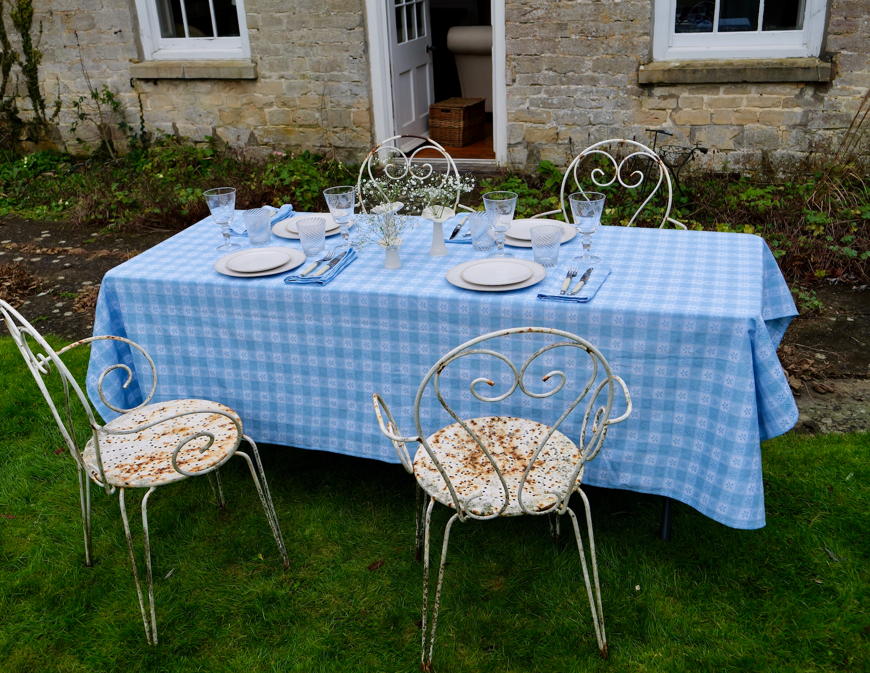 Blue Alpine Jacquard Cotton Tablecloth