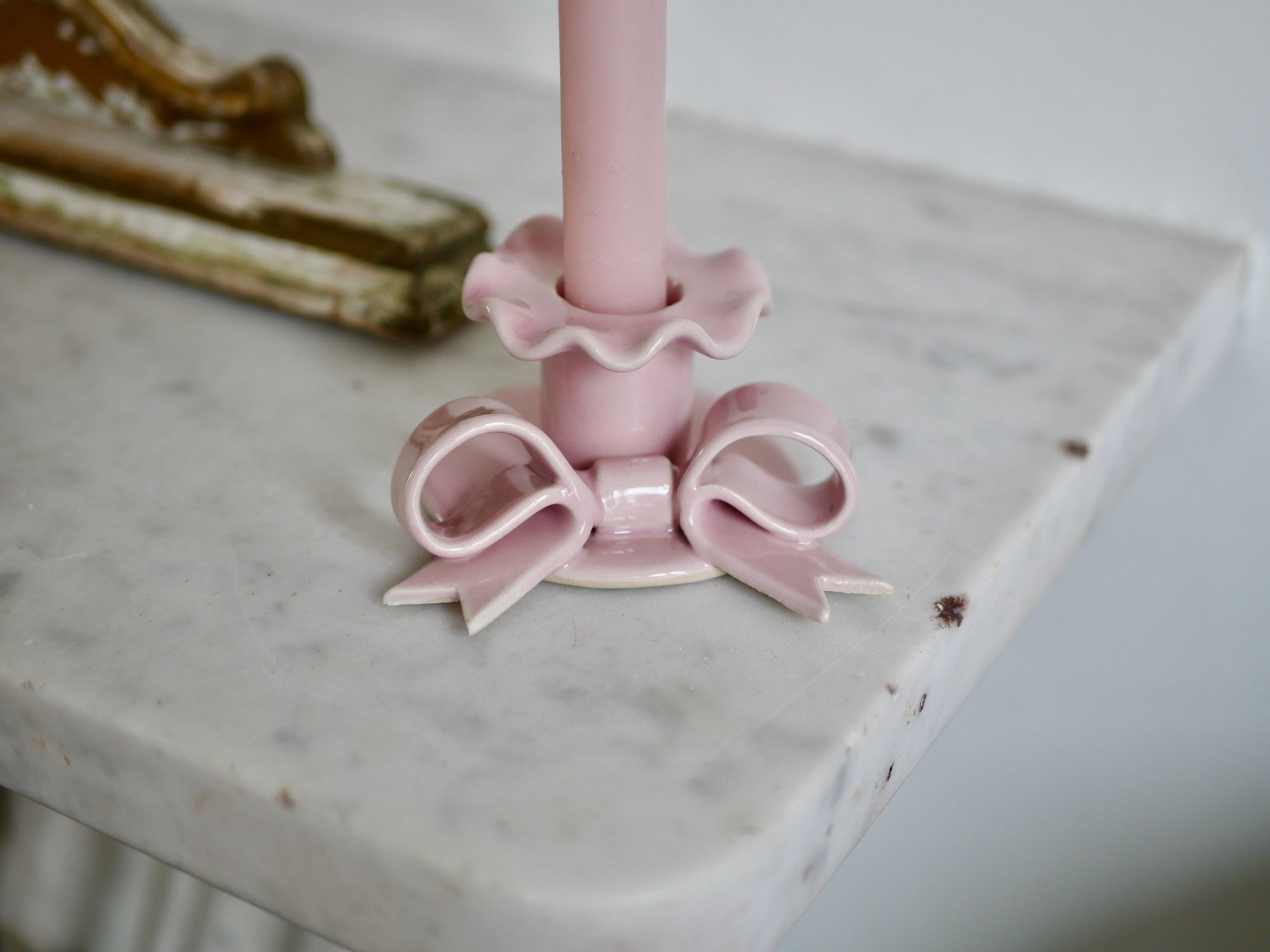 Ceramic Bow Candle holder pink