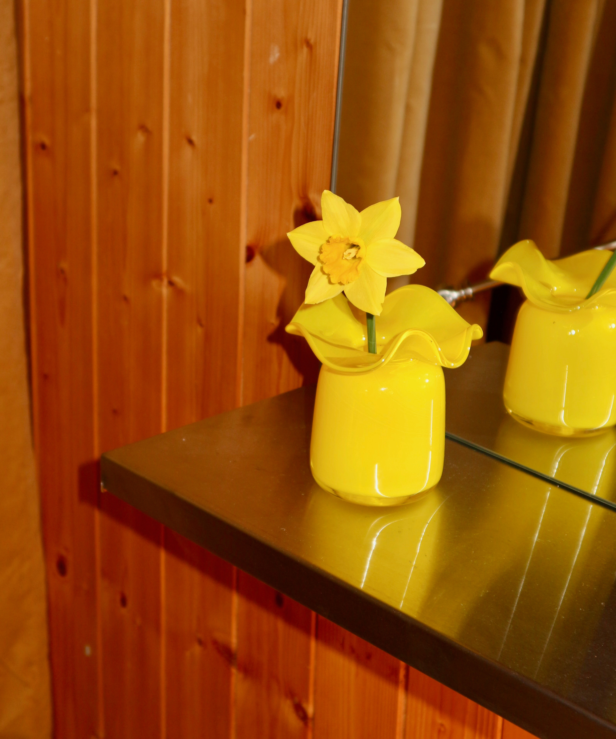 Marla Primrose Medium Handmade Glass Ruffle Bud Vase – Yellow