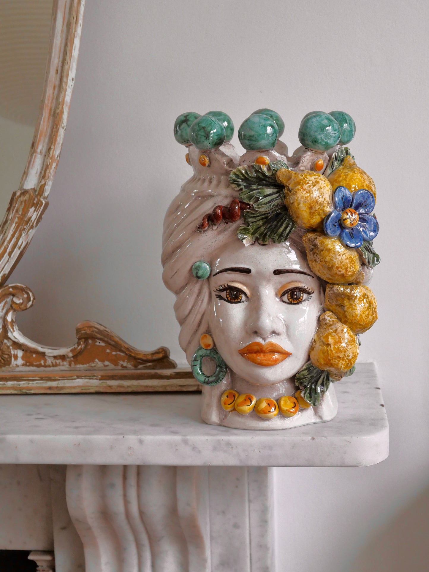 Lemon Sicilian Vase Decorative Head