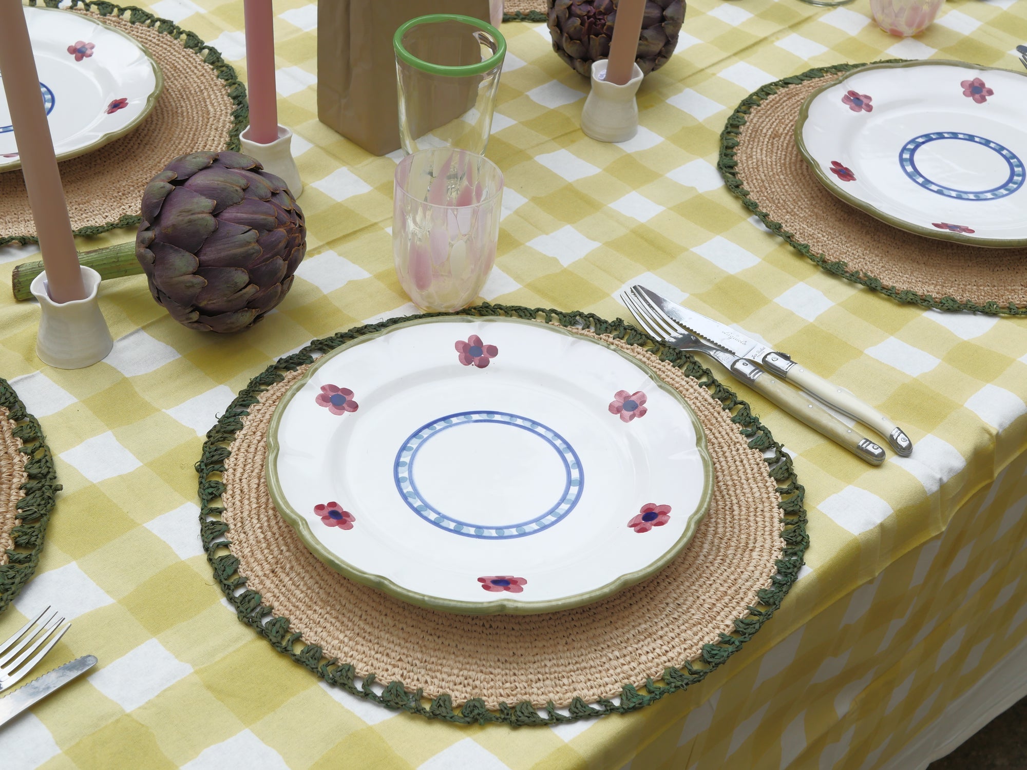 Raffia Scallop Placemat, Green Marla Primrose